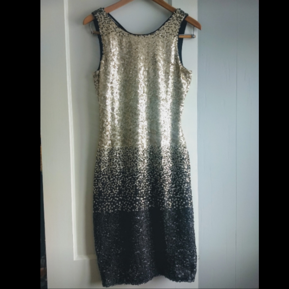 Dress - Picture 2 of 4